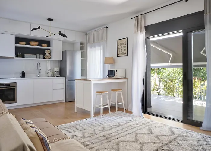 South Coast Oasis Apartment